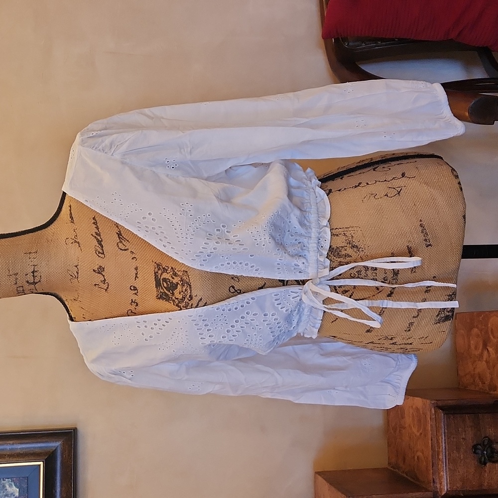 Forever 21 White Eyelet Drawstring Peasant Blouse